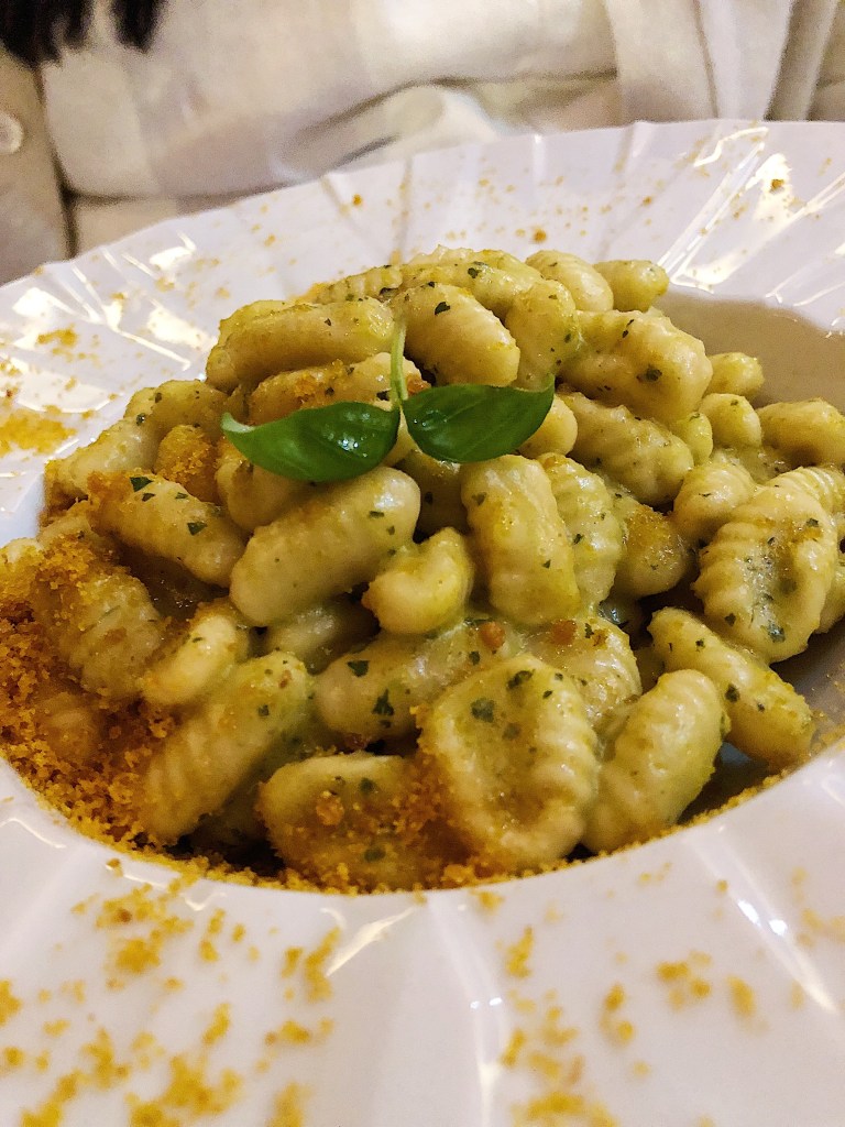 dd4a9d53-c4a9-411c-abac-4448993f1f03